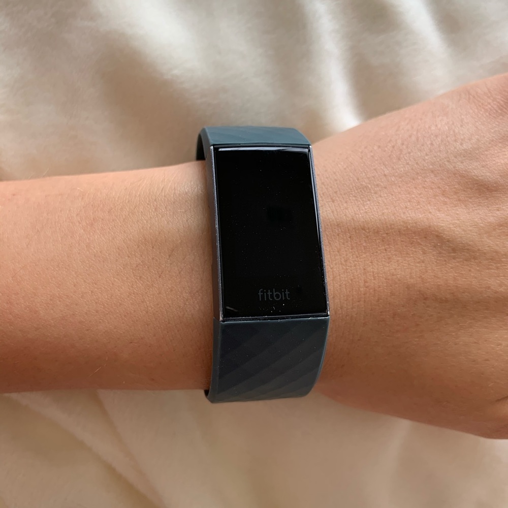 FITBIT CHARGE 3